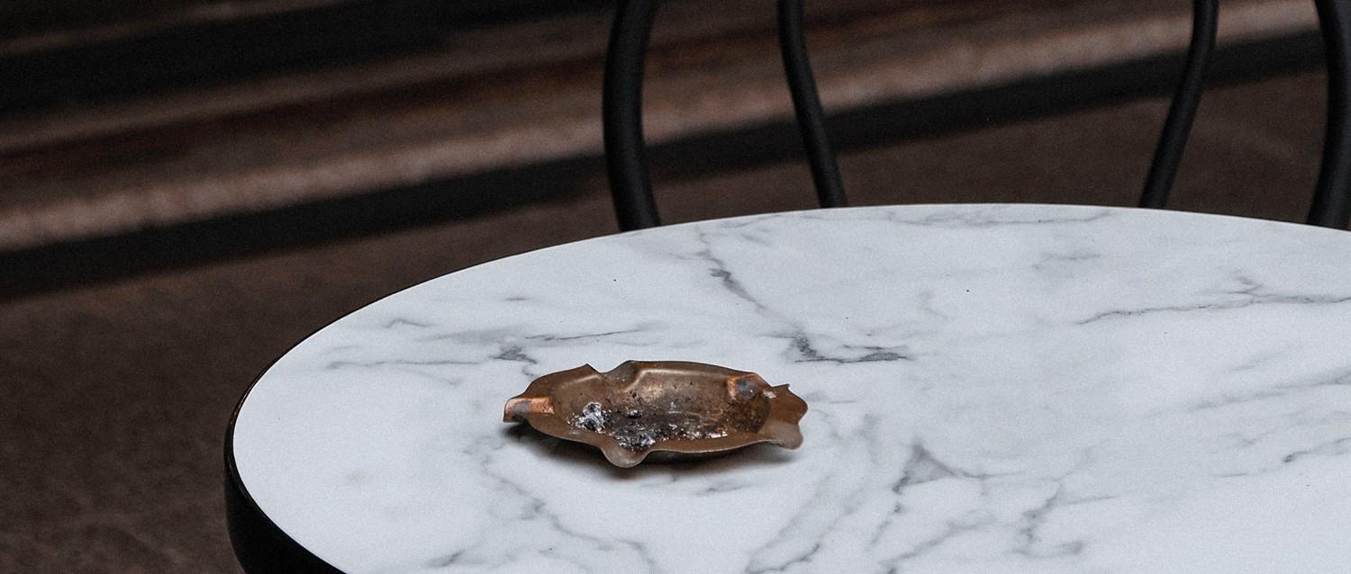 Half of smokers would quit if they were paid to do so